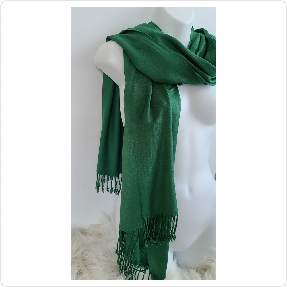 🔴SOLD🔴Silk Pashima Scarf Shawl NEW Oversized w Fringe Green